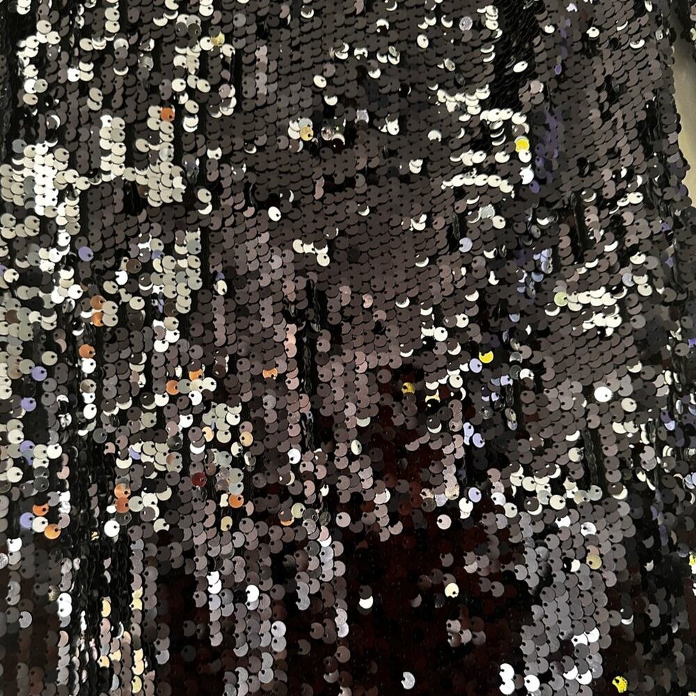 Blaque Label | sequins | vacation | 100% polyester | 90% cotton 10% spandex - Picture 2 of 5